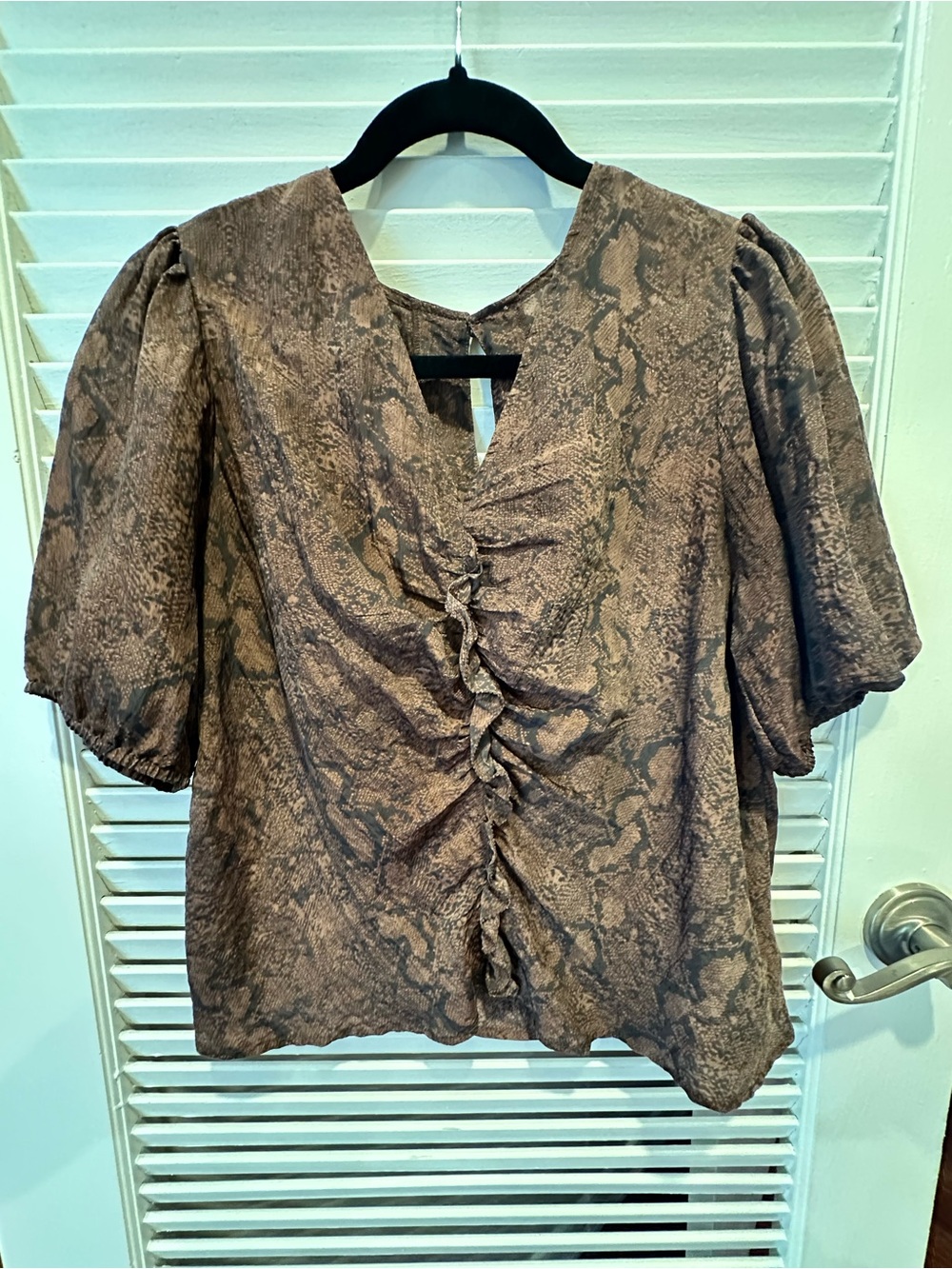 Sam Edelman Brown Snake-Print Ruffle Front Puff Sleeve Blouse